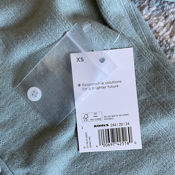 SO Ribbed Button-Front Crop Top in Sage - Picture 4 of 5